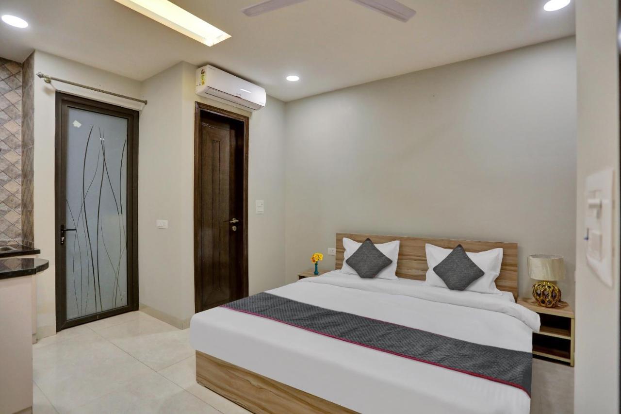 Townhouse Xanthe Hotel Noida Ngoại thất bức ảnh