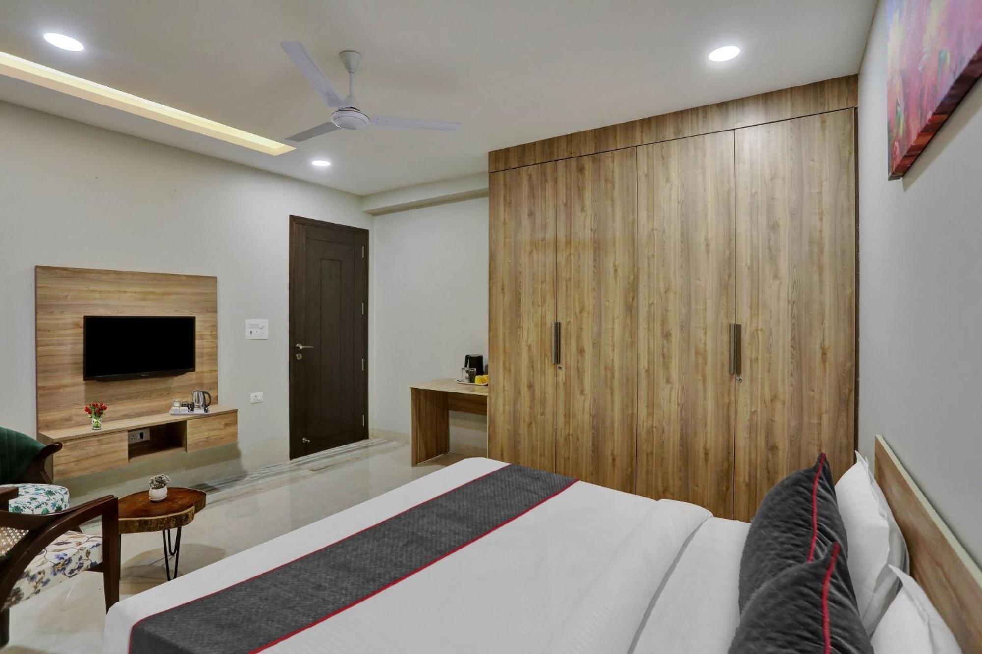 Townhouse Xanthe Hotel Noida Ngoại thất bức ảnh